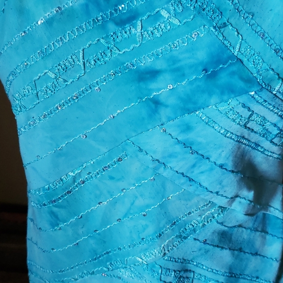 Dress Barn Turquoise Sequined tshirt (0215) - Picture 2 of 3